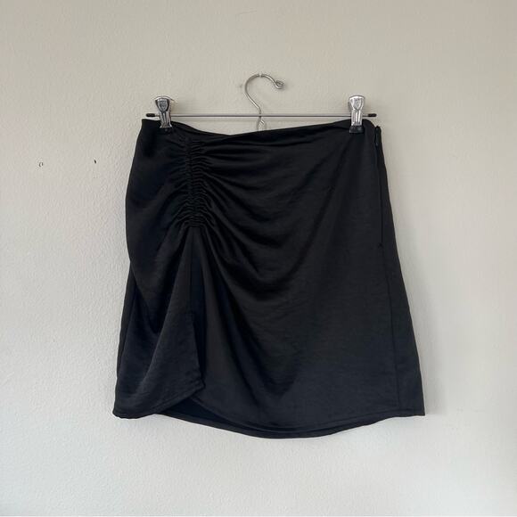 Oak + Fort Black Satin Gathered Mini Skirt - Picture 3 of 7